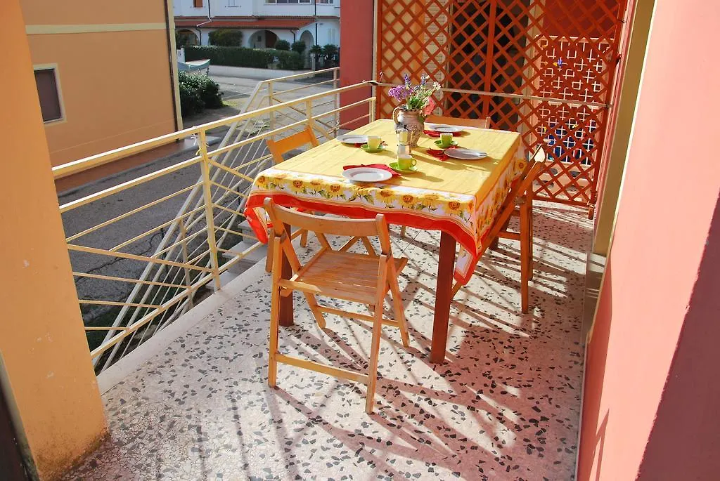 Appartamenti Mare - Terrazza, Giardino Attrezzato E Area Parcheggio Marina di Campo Italia